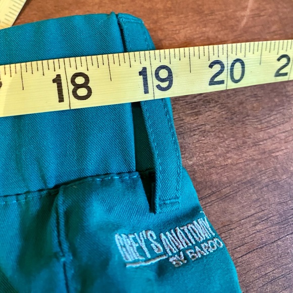 🩺 Grey's Anatomy Signature 2218 Women's Midrise Straight Leg Cargo Pant🩺 NWT - Picture 12 of 16